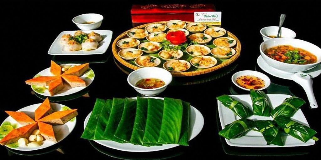 Top 30 Món Đặc Sản Huế Tinh Hoa Ẩm Thực Đất Cố Đô