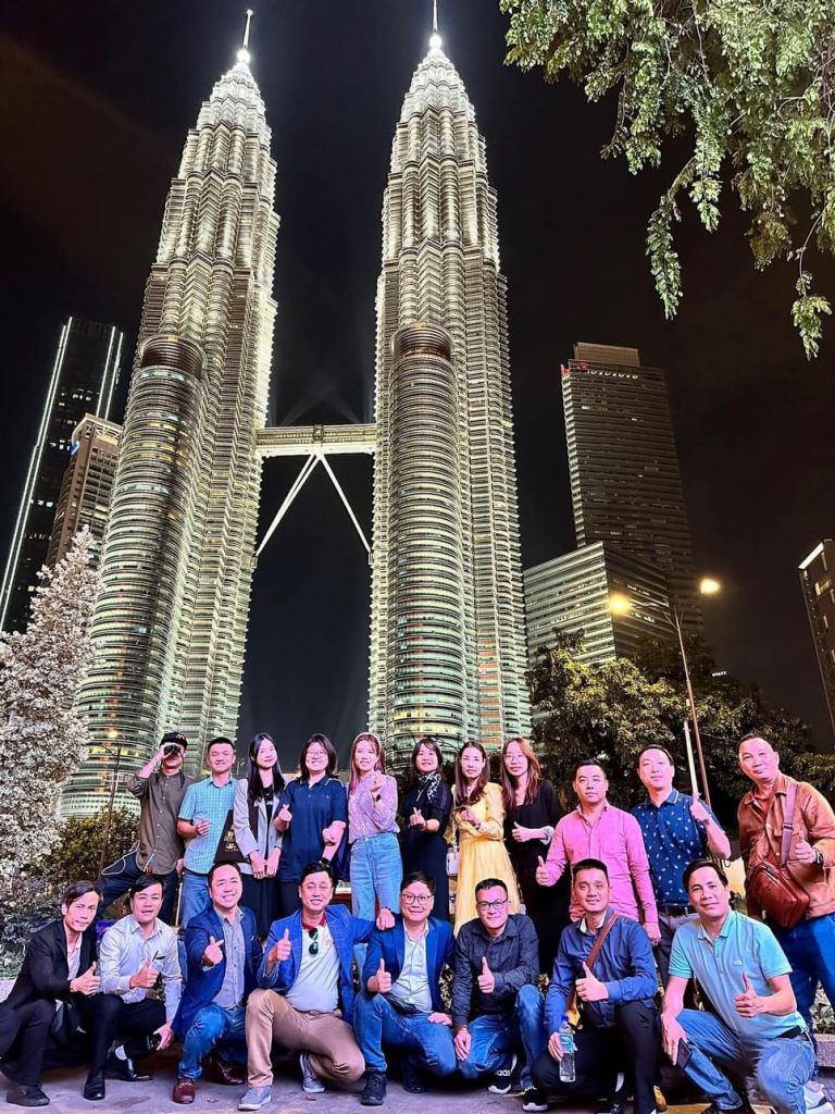 Đoàn du lịch Huế khảo sát các điểm du lịch Malaysia