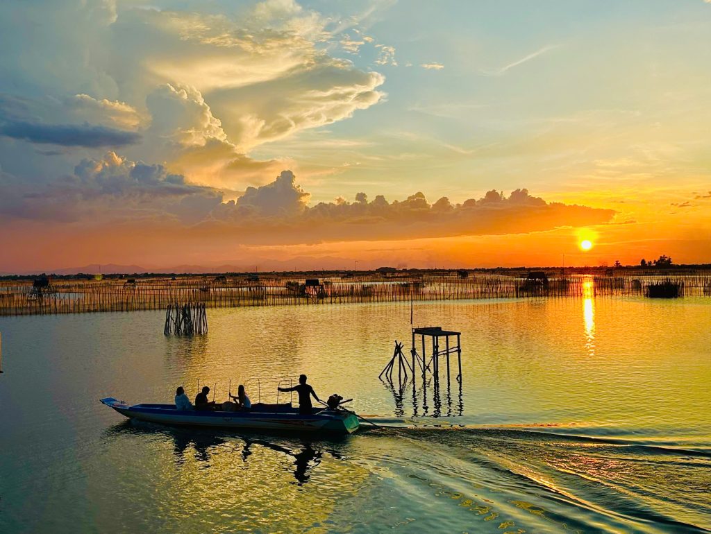 Một chiều trên Phá Tam Giang – Đầm Chuồn